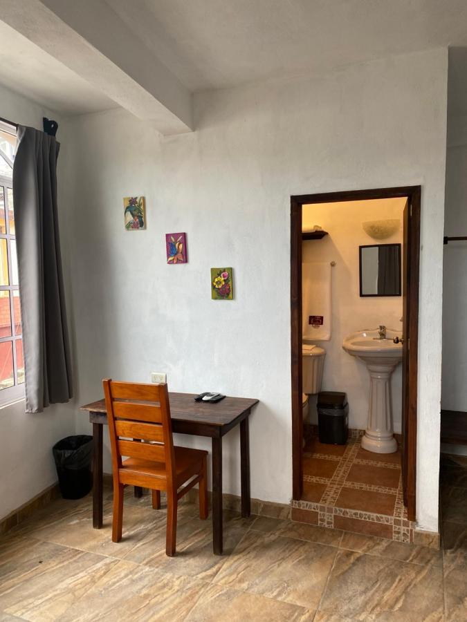 Отель Casa Lolita Хилитла Экстерьер фото